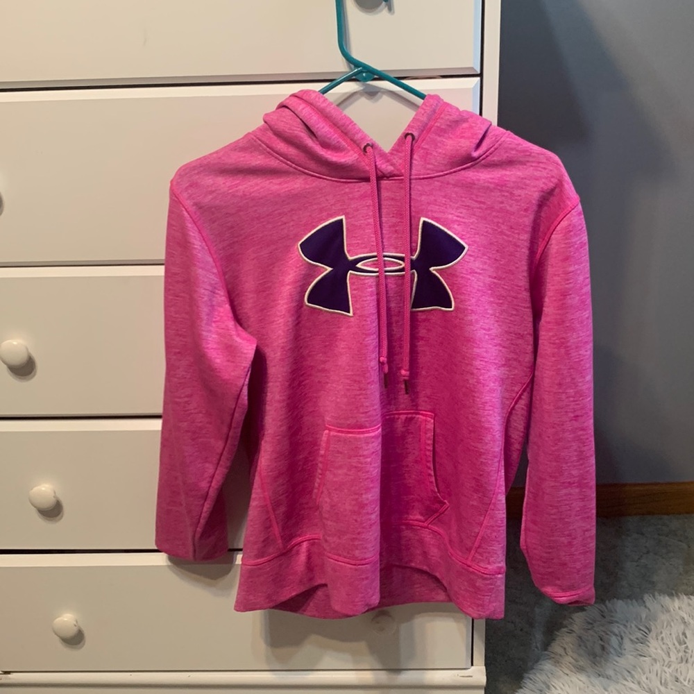Under armour sweatshirt
